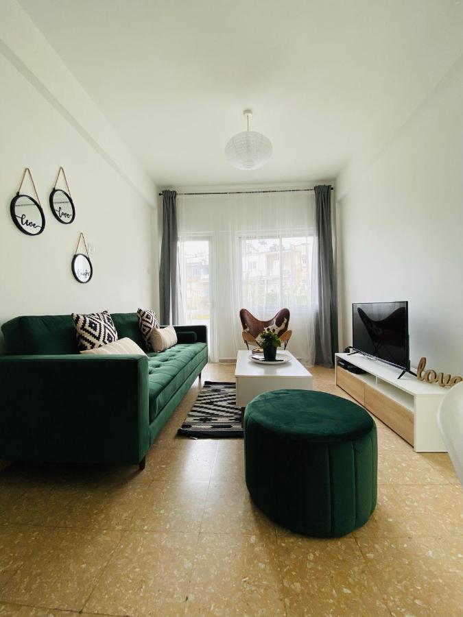 Boho-Chic One Bedroom Flat In Engomi Kültér fotó